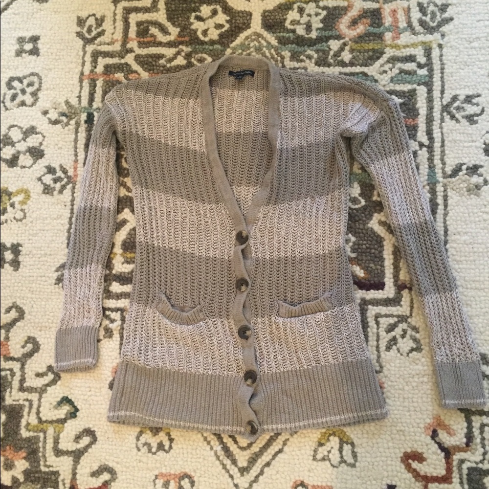 American Eagle Sweater